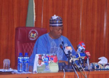 Zulum Directs 27 LGA Chairmen to Scale Up Immunisation Campaign