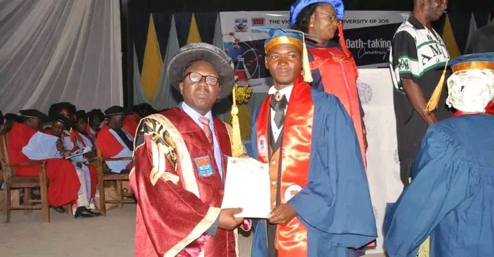 University of Jos Inducts 149 Laboratory Technicians Scientists