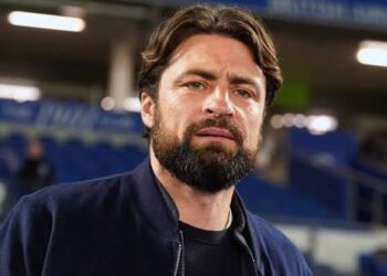 Leicester turn to former Rangers, Southampton boss Martin to lead revival