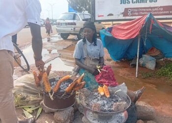 Empowering women through social media, digital skills