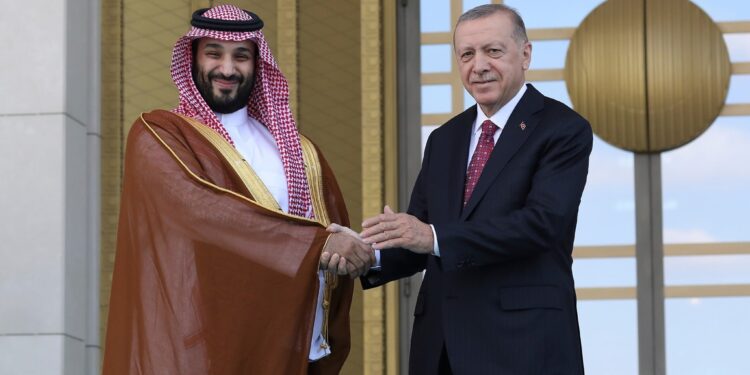 JUST IN: Turkey, Saudi Arabia, Pakistan sign defense pact, Turkish official claims it’s not against any specific actor