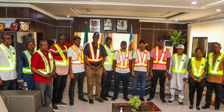 Kogi unveils safety kits for project inspection teams